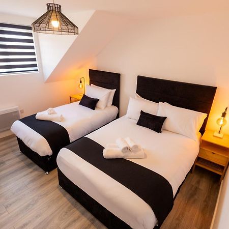 Contemporary 3Br Flat In Watford Leilighet Watford  Eksteriør bilde