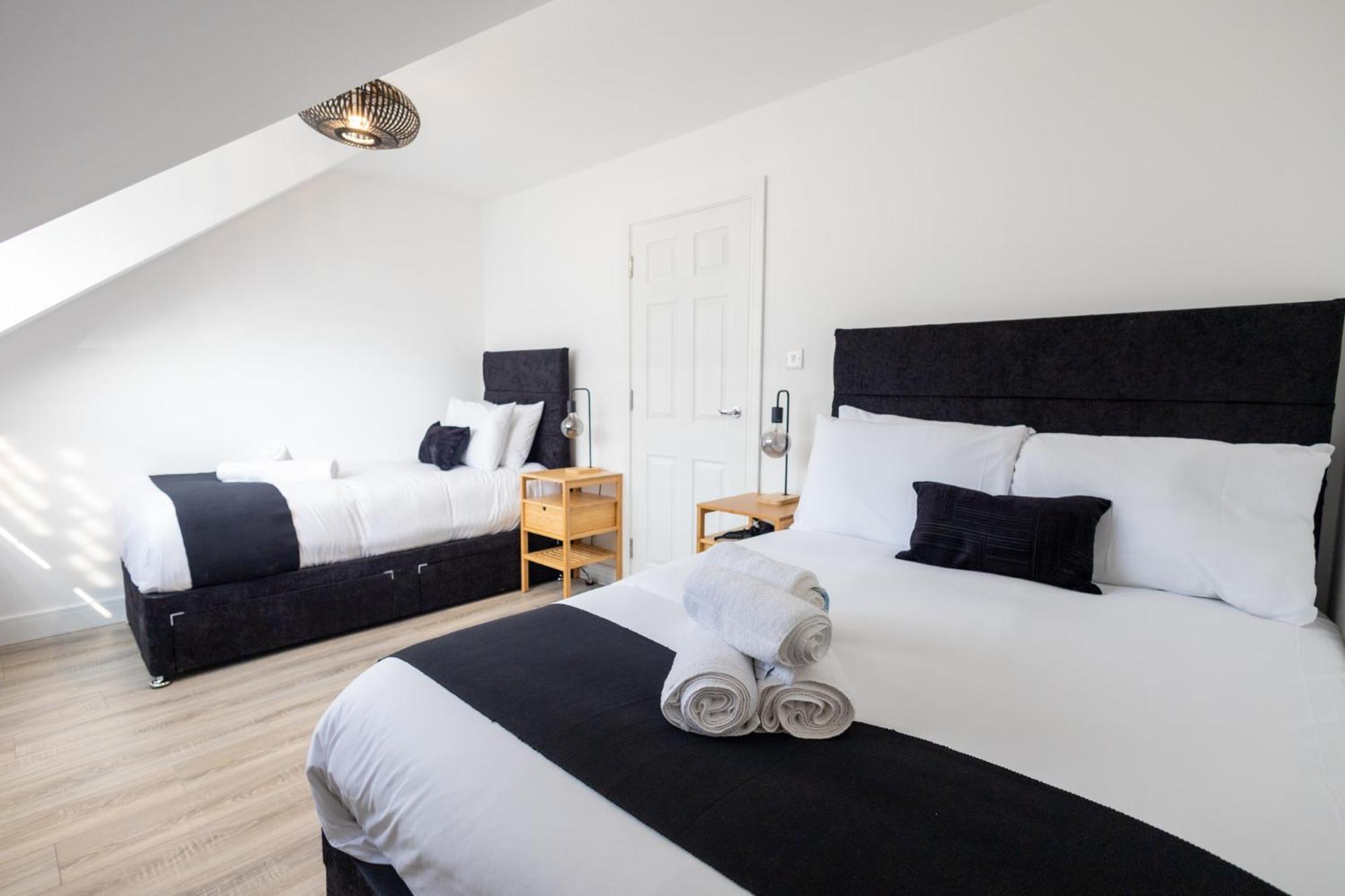 Contemporary 3Br Flat In Watford Leilighet Watford  Eksteriør bilde